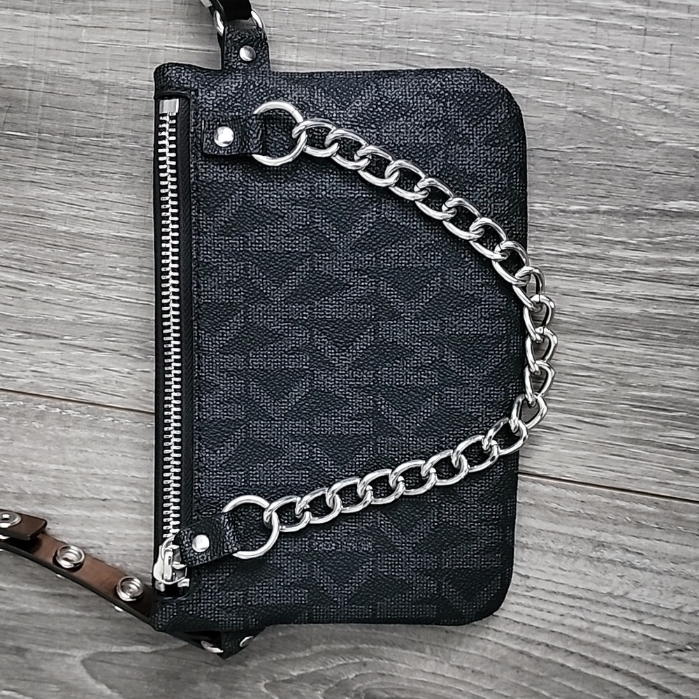Micheal kors fanny pack